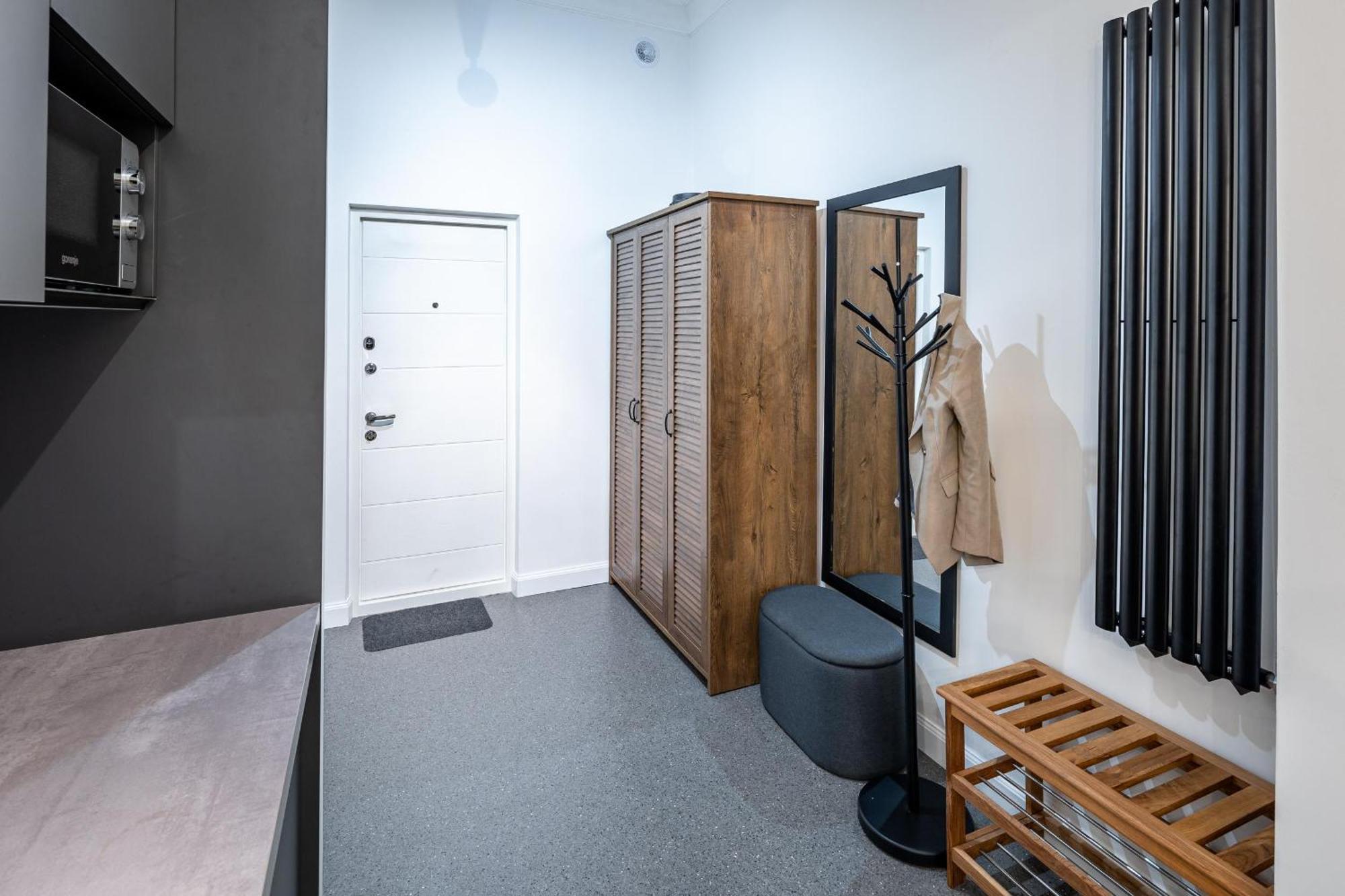 Apartamenty On Knyazya Romana Лвив Екстериор снимка